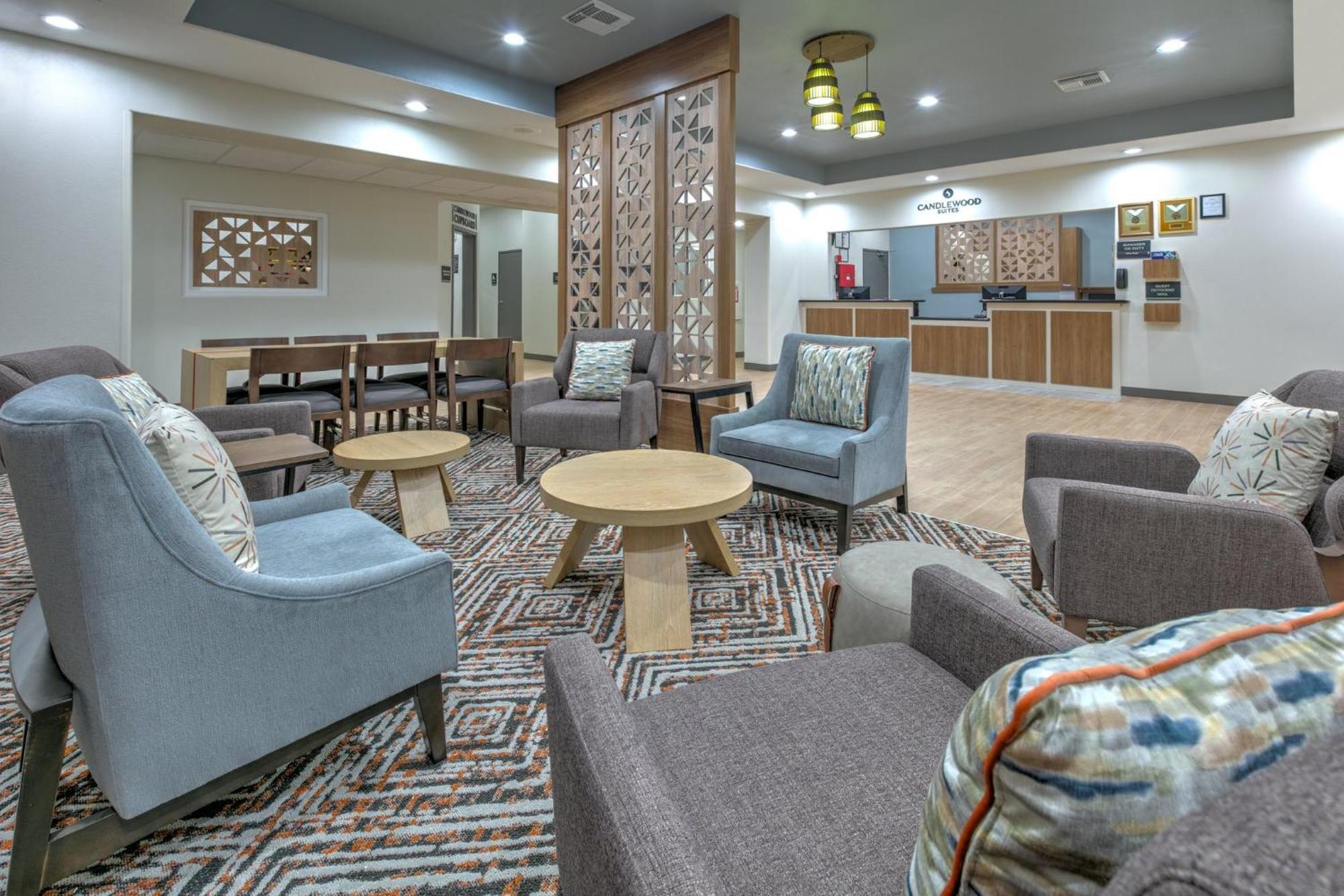 Candlewood Suites Lake Jackson By Ihg Exterior photo