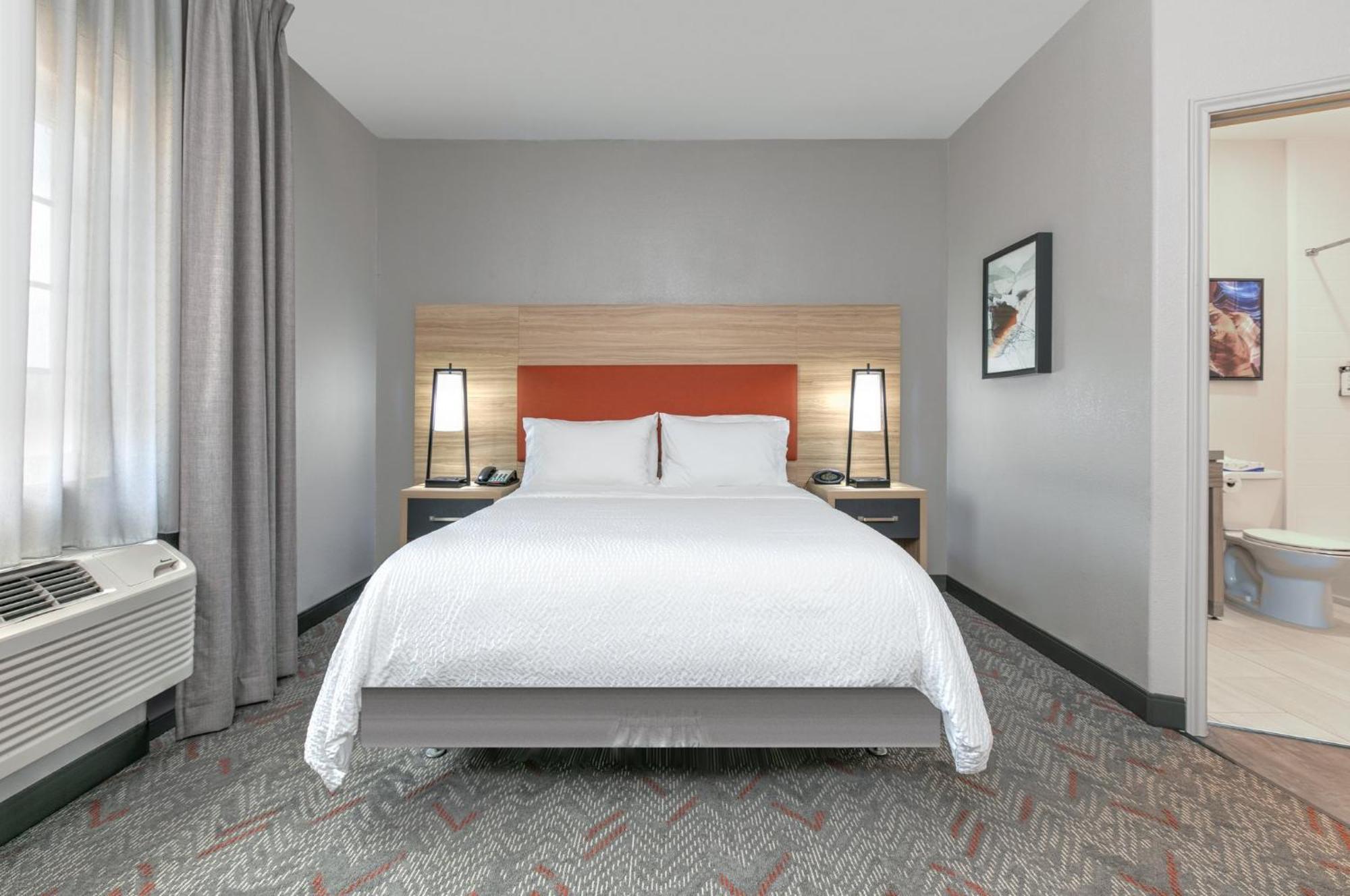 Candlewood Suites Lake Jackson By Ihg Exterior photo