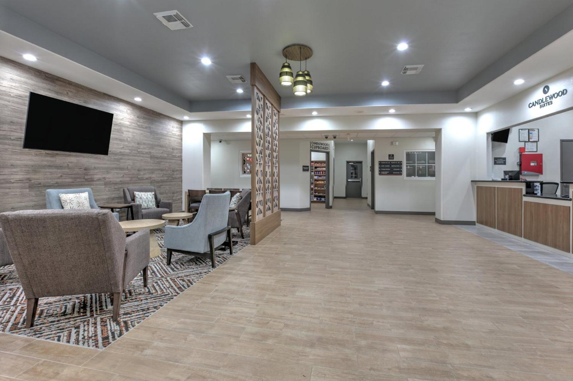 Candlewood Suites Lake Jackson By Ihg Exterior photo