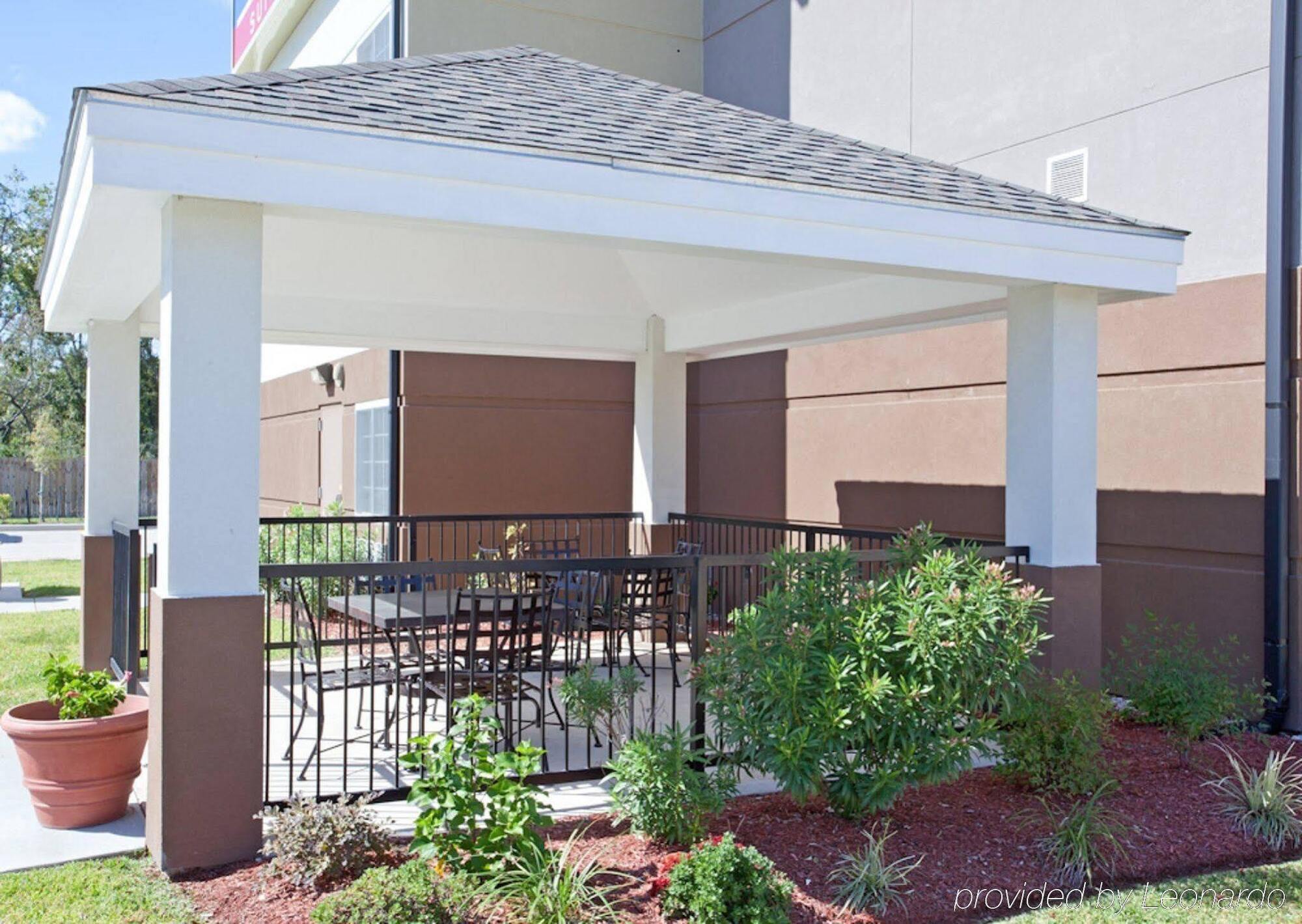 Candlewood Suites Lake Jackson By Ihg Exterior photo