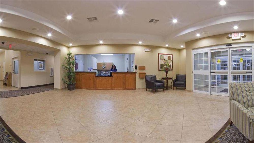 Candlewood Suites Lake Jackson By Ihg Exterior photo